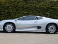Jaguar XJ220 -2