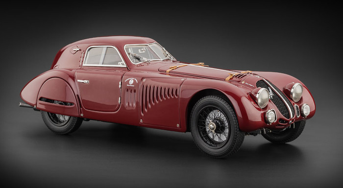 Modellino Alfa Romeo 8c 2900 by CMC: una grande piccola Alfa!