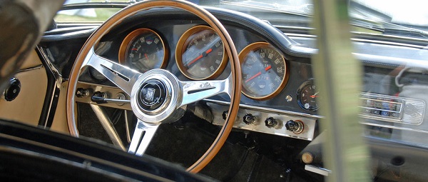 Libro: Nardi una storia di automobili e volanti di Varisco Franco