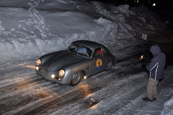 Parte la prima gara, la Coppa dei Lupi, del Campionato Italiano Regolarità Auto Storiche.
