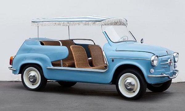Pebble Beach, venduta una Fiat 600 del 1961 per 108mila euro.