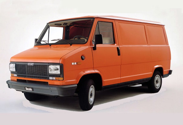 Fiat Ducato festeggia 35 anni di attività.