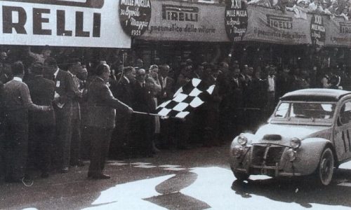 Mille Miglia: la si può fare con una 2CV!