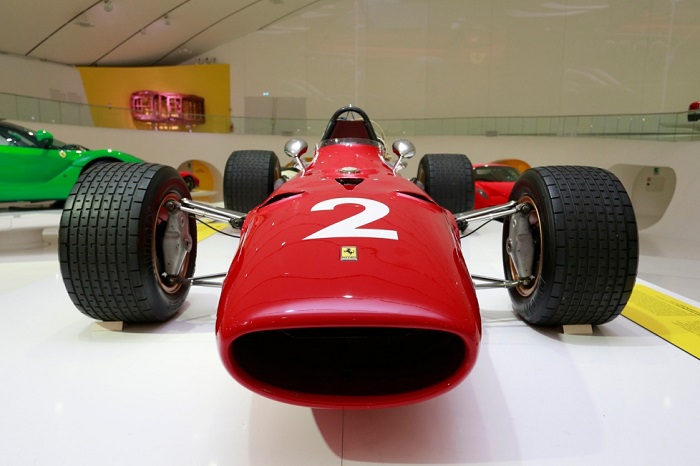 Mostra “Driving with the Stars” al Museo Enzo Ferrari di Modena.