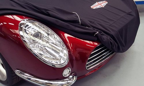 Speedback GT, una moderna auto d’epoca inglese.