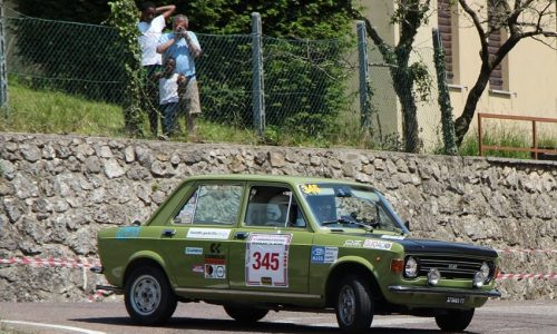 Il Campagnolo Historic è affare della 128 verde di Turri e Garavello