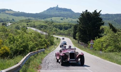 Mille Miglia 2017 a sostegno di Arquata del Tronto.