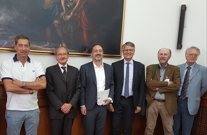 RIVS – L’unione fa la forza: identità diverse collaborano per un obiettivo comune.