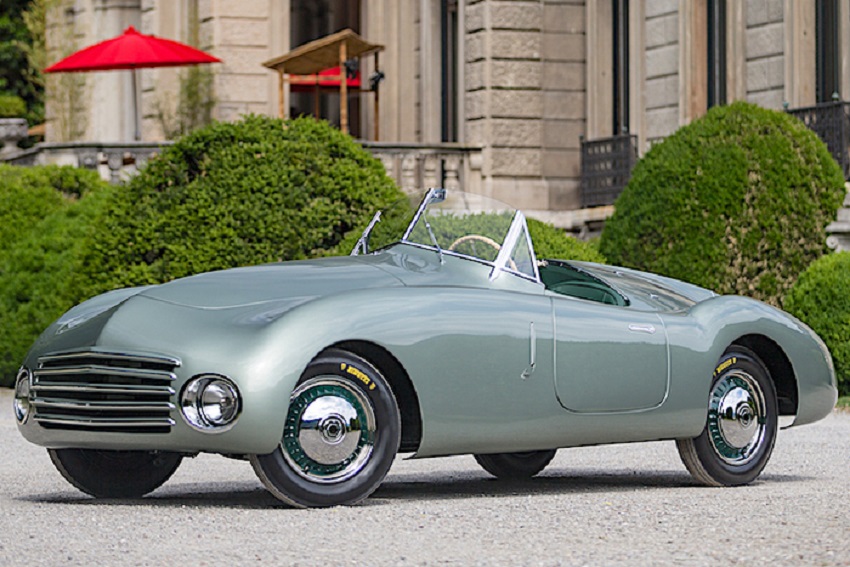 Una Fiat 1100 Frua protagonista ad Hampton Court Palace.