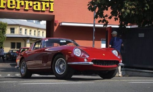 Venduta, a scopo benefico, la LaFerrari Aperta per 8,3mln.