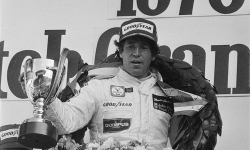 Libro “MARIO ANDRETTI Immagini di una vita”.