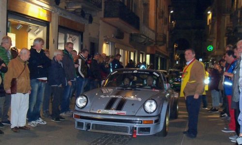 La “Grande Corsa di Chieri” è di Guagliardo e Frasson.