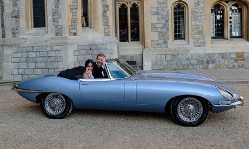 Svelati i segreti della Jaguar E-Type Zero di Harry e Meghan.