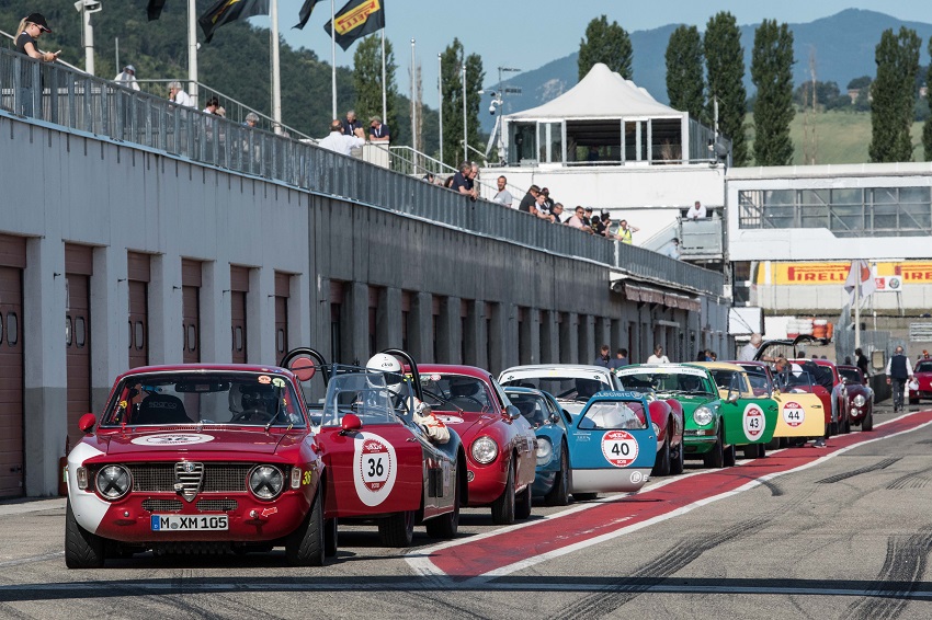 Modena Cento Ore 2018, si sono accesi i motori sulla seconda giornata di gara.