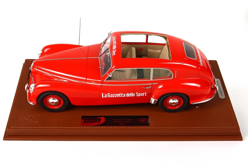 Modellino Alfa Romeo Freccia d’Oro per il Giro d’Italia.