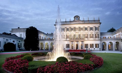 1° Concorso d’eleganza di auto d’epoca a Villa Borromeo, Cassano d’Adda (MI).