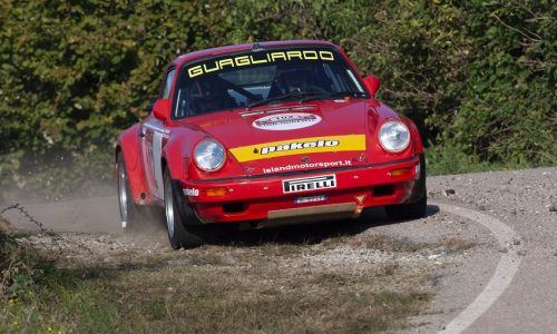 Il 13° Rally Due Valli Historic è di Guagliardo-Granata su Porsche 911 Sc RS.