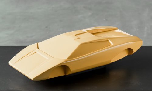 Da Aste Bolaffi un importante vendita a Torino di auto classiche e memorabilia.