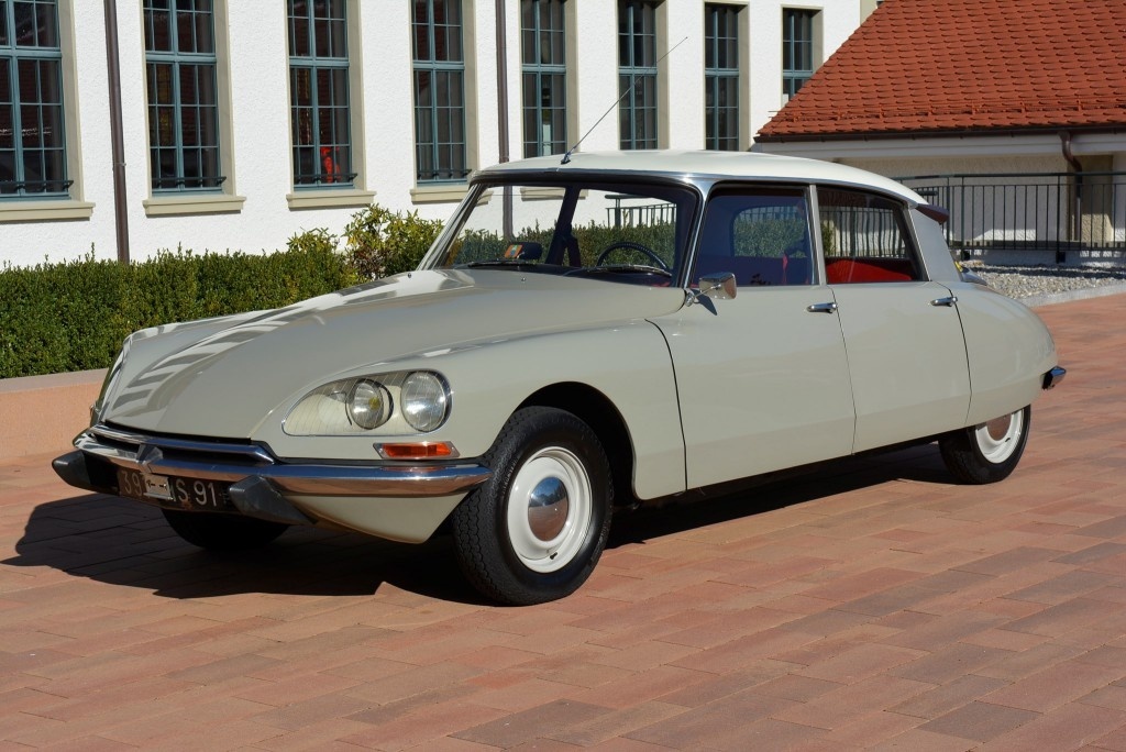Citroen, un viaggio nella sicurezza a bordo dagli anni 20