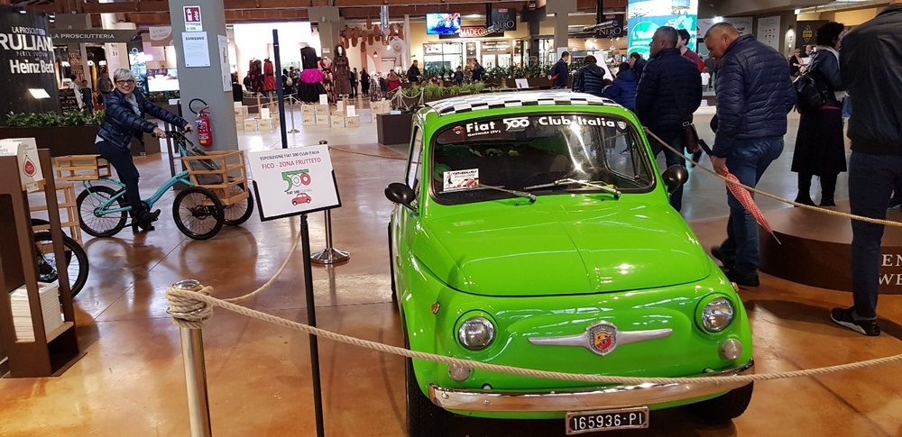 Il Fiat 500 Club Italia al Vintagemania di Bologna.