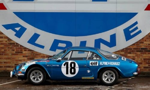 Alpine al Rallye di Montecarlo Historique contro il tumore al seno.