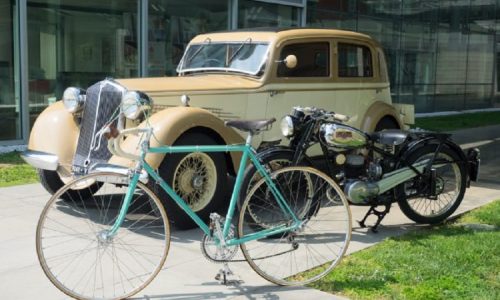 Il Museo Nicolis e l’omaggio al Made in Italy con il marchio Bianchi.