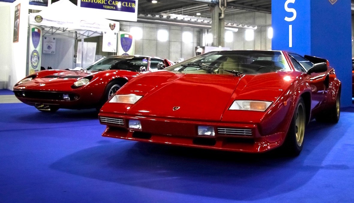 A Verona Legend Cars una mostra celebra la storia dell’auto in 100 modelli.