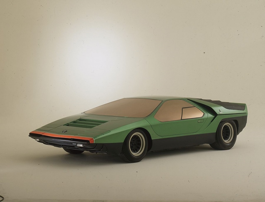 La concept car Carabo sfila al concorso “Chantilly Arts & Elegance Richard Mille”.