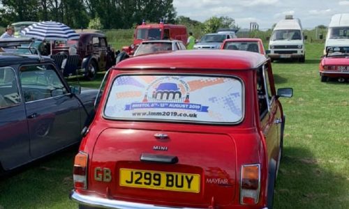 60 anni Mini, partito da Atene #ROADtoIMM19 verso Bristol