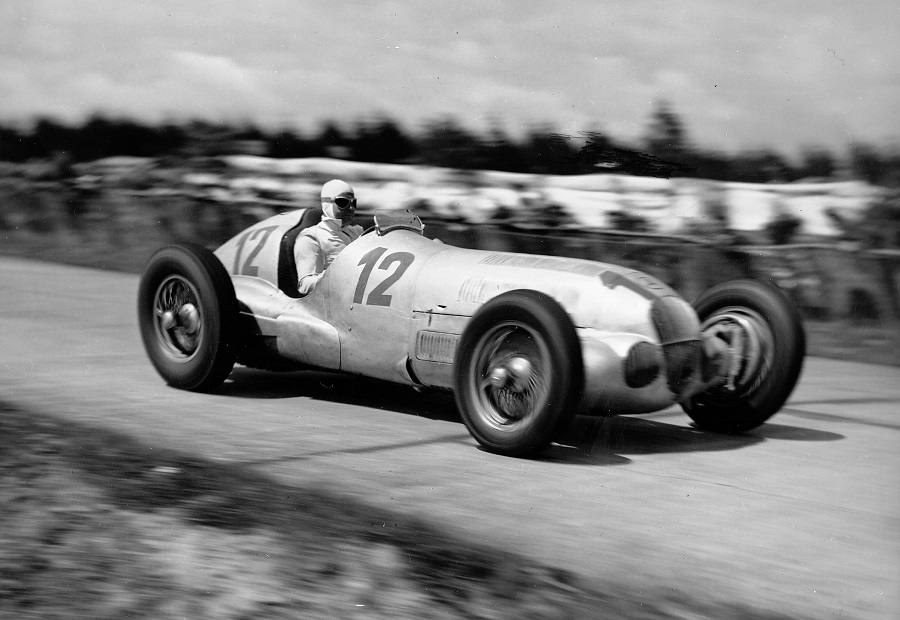 Un libro celebra Rudolf Caracciola.