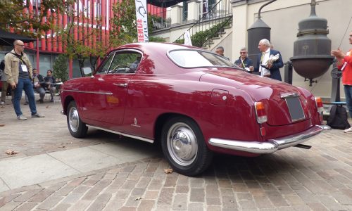 Il Gran Galà Ceirano 2019 è di Antonio Carastro su Fiat 1100 TV Pininfarina.