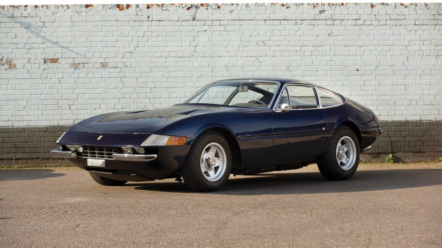 Una Ferrari Daytona all’asta di Abu Dhabi il prossimo 30 novembre.