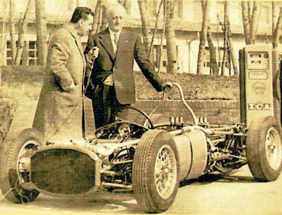 Gino Rancati ricordato a Cremona con targa in piazza Roma.
