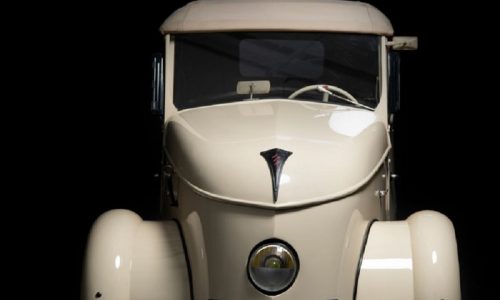 Peugeot, a Retromobile tra passato e presente.