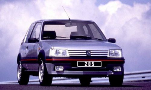 Peugeot 205 GTI, una storia di successo dagli anni Ottanta.