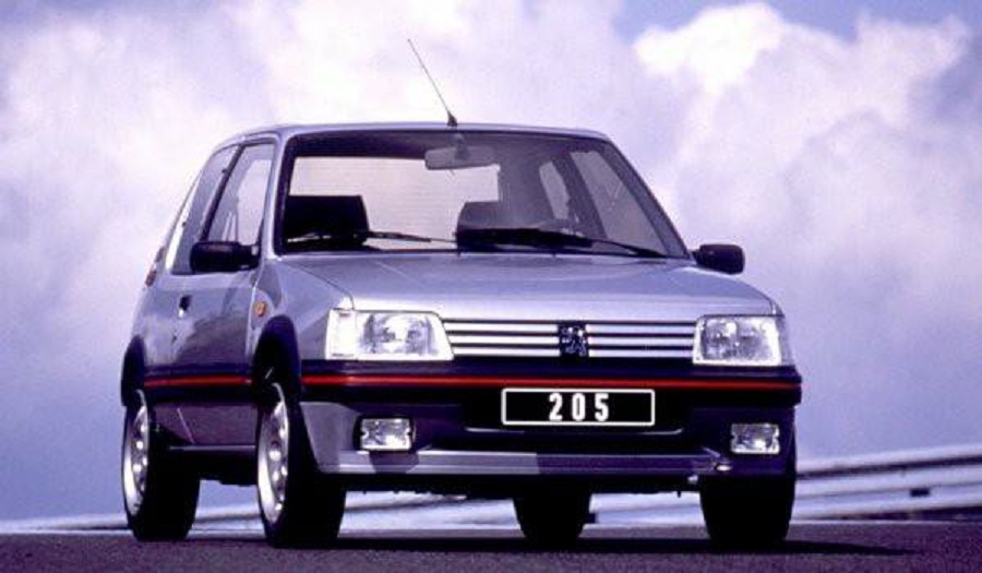 Peugeot 205 GTI, una storia di successo dagli anni Ottanta.