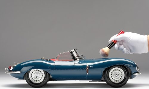 Una strepitosa Jaguar XKSS in scala 1: 8.