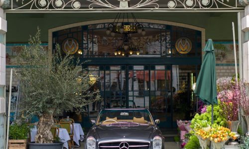 Mercedes Pagoda elettrica, l’idea vincente di Ionic Cars.
