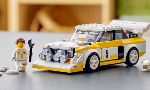 Un’Audi Sport quattro tutta da montare.