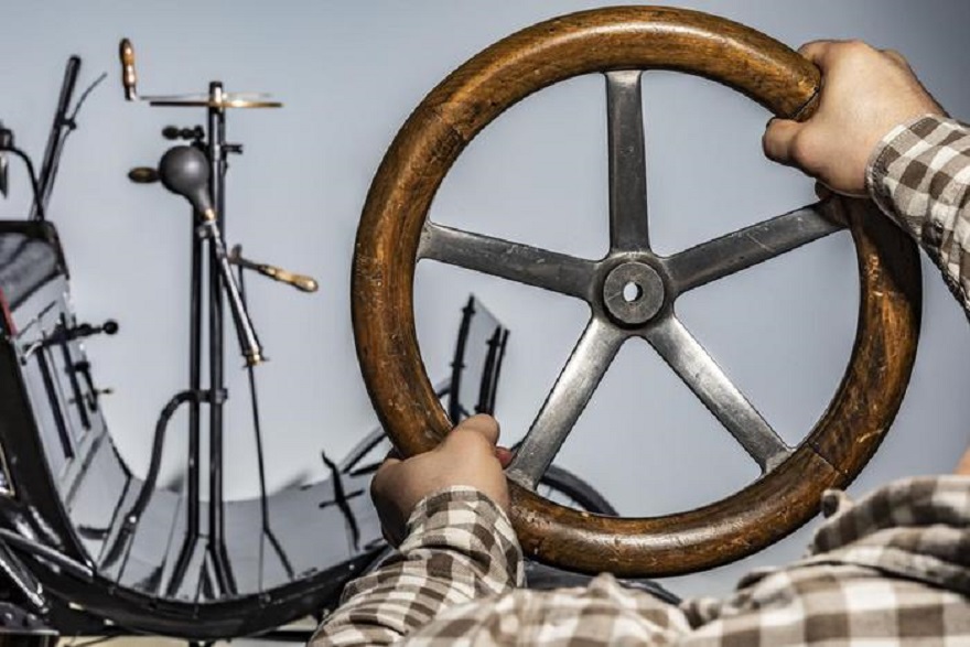 Vecchio indispensabile volante, quasi lo stesso da 126 anni.