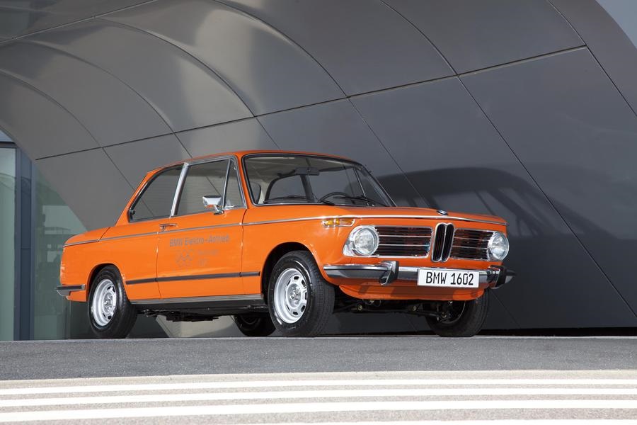 BMW, la lunga ricerca elettrica dalla 1602-E ad oggi