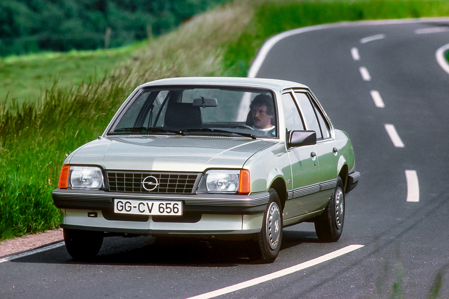 Opel Ascona, 35 anni fa il primo catalizzatore.