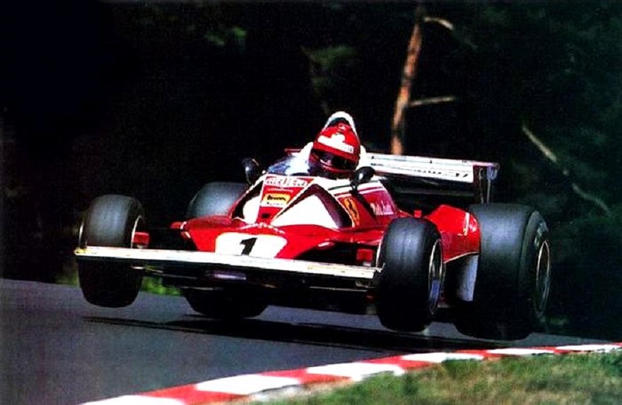 Un romanzo da leggere tutto d’un fiato: “Rapiremo Niki Lauda”.
