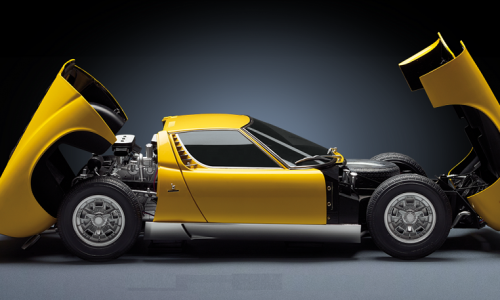 La Lamborghini Miura a fascicoli in edicola, tutta da montare.