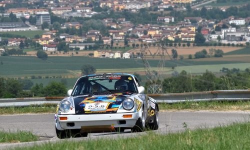 Torna il Campagnolo Legend regolarità a media.