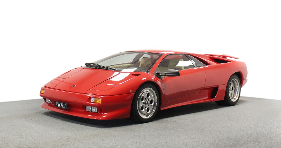 La Lamborghini Diablo festeggia i 30 anni.