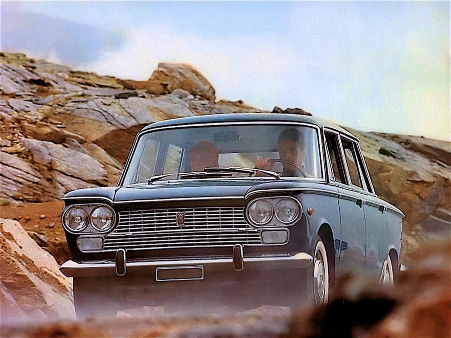 60 anni della Fiat 1300/1500: la media torinese dal look a saponetta.