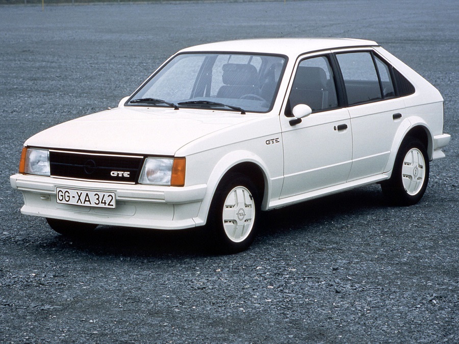 Da Kadett ad Astra, una storia di successo targata Opel.