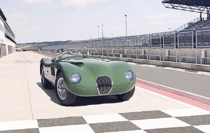 Jaguar C-Type, torna a battere il cuore del mito settantenne.
