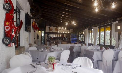 Ferrari: all’asta la collezione del ristorante “Il Cavallino” di Maranello.